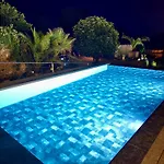 Le 24 Proche Du Futuroscope - Jacuzzi Compris 4*