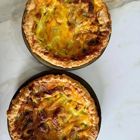 Gasthuis Le 24 Proche Du Futuroscope - Jacuzzi Compris