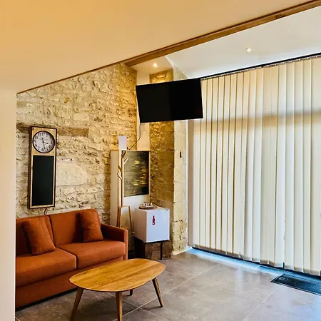 Le 24 Proche Du Futuroscope Guest house *