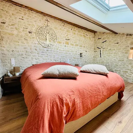 Gasthuis Le 24 Proche Du Futuroscope - Jacuzzi Compris 4*