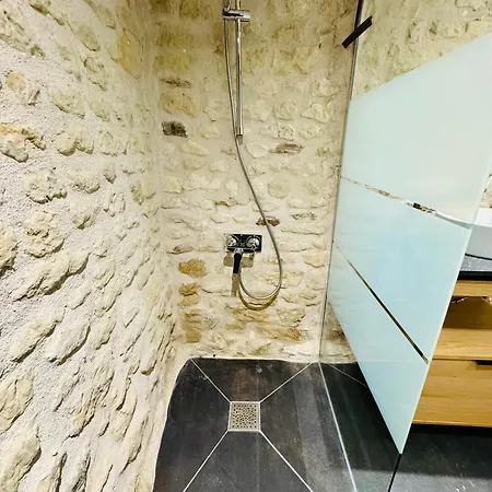 Vendégház Le 24 Proche Du Futuroscope - Jacuzzi Compris Beaumont
