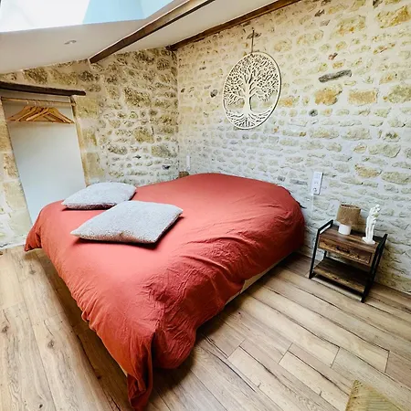 Guest house Le 24 Proche Du Futuroscope - Jacuzzi Compris