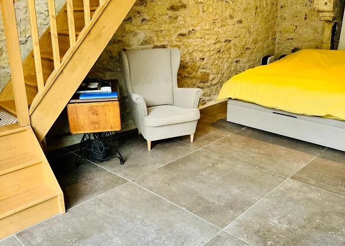 Le 24 Proche Du Futuroscope - Jacuzzi Compris Pensión