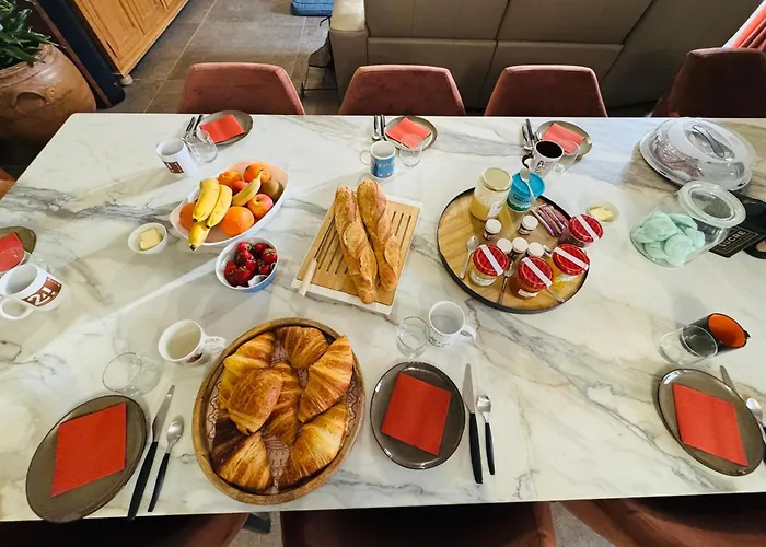 Le 24 Proche Du Futuroscope - Jacuzzi Compris Pensión Beaumont (Vienne)