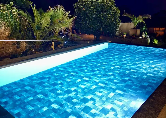 Le 24 Proche Du Futuroscope - Jacuzzi Compris 4*